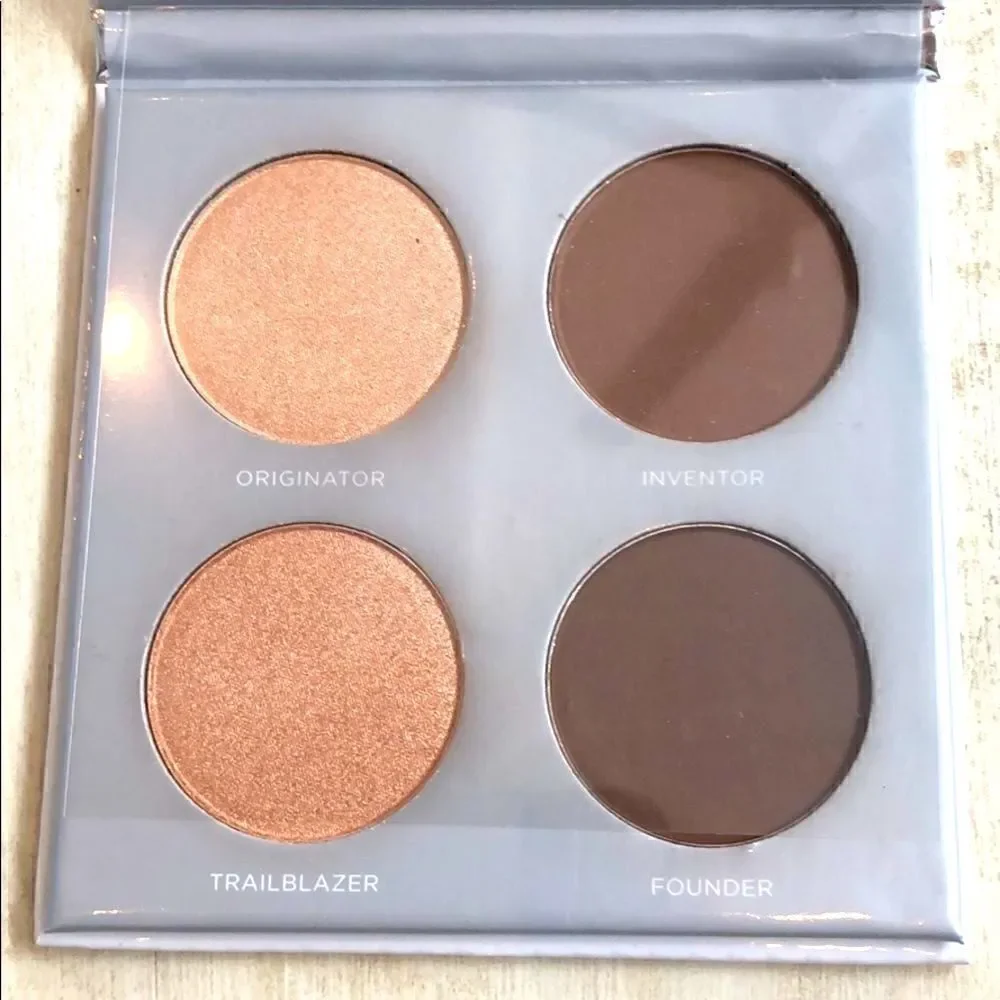 NEW Pur highlight and contour palette